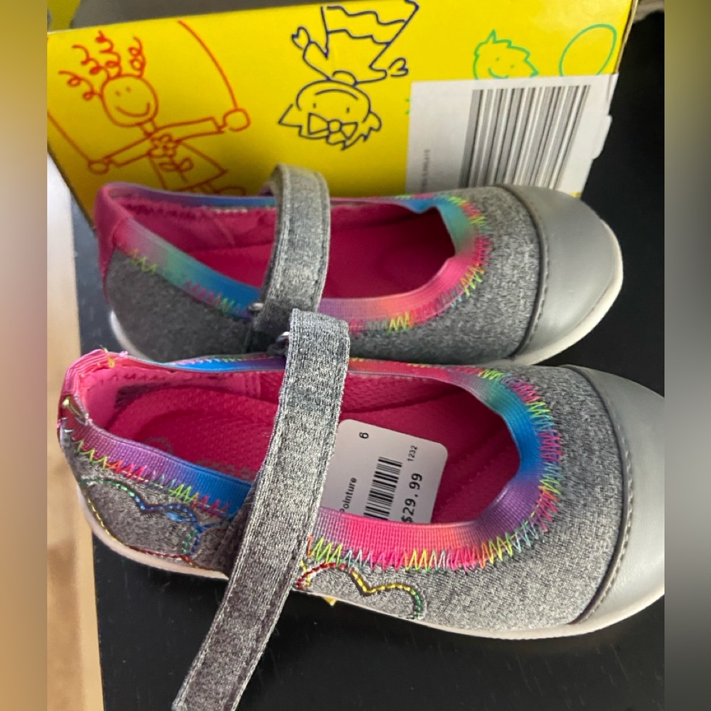 NWT with box Smartfit Colorful Girl Flat Shoes with Heart Design size 6